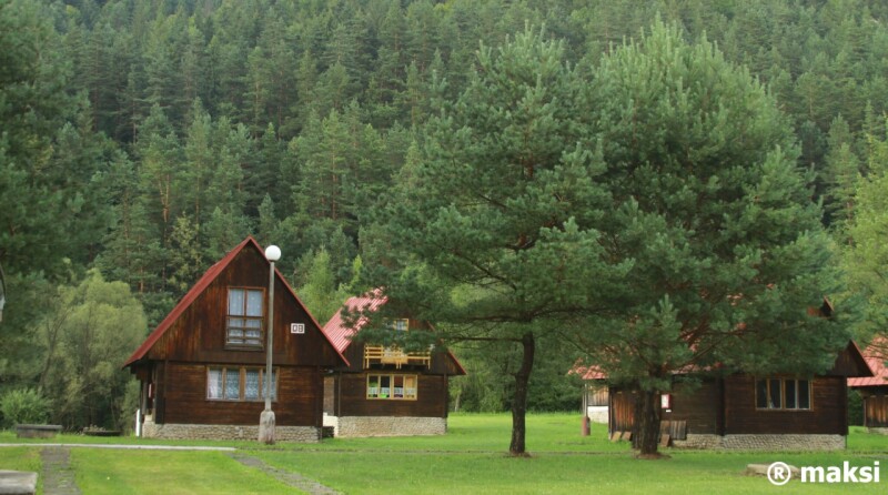 44 Haligovce, chatky